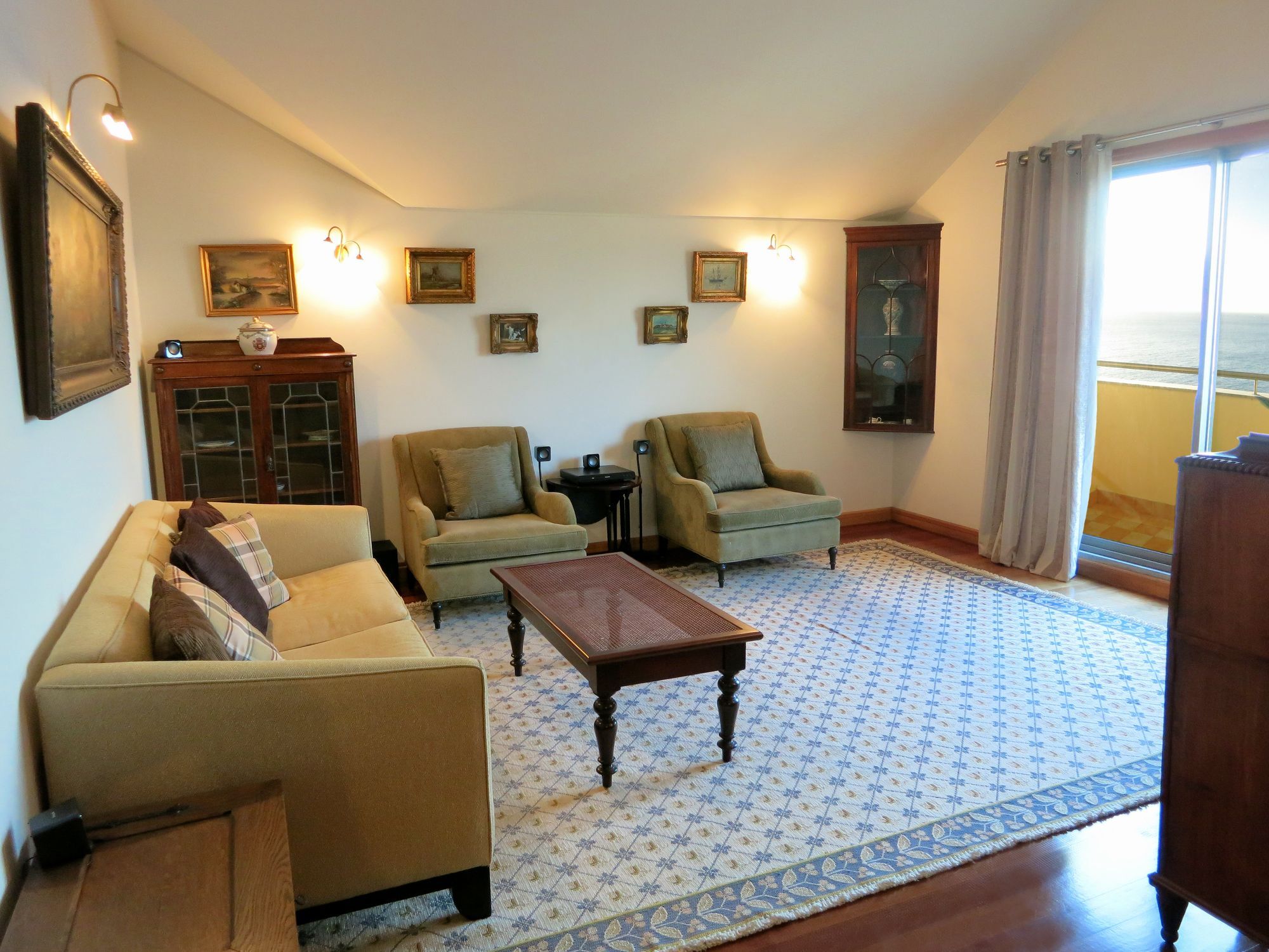 Finest Rentals - Beachfront Penthouse Funchal  Exteriör bild
